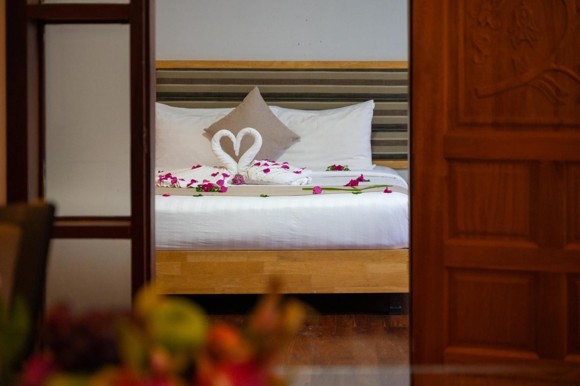 Siem Reap River View Residence Esterno foto